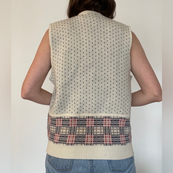 90’s vintage teddy bear knit sweater vest/ large - Picture 9 of 13